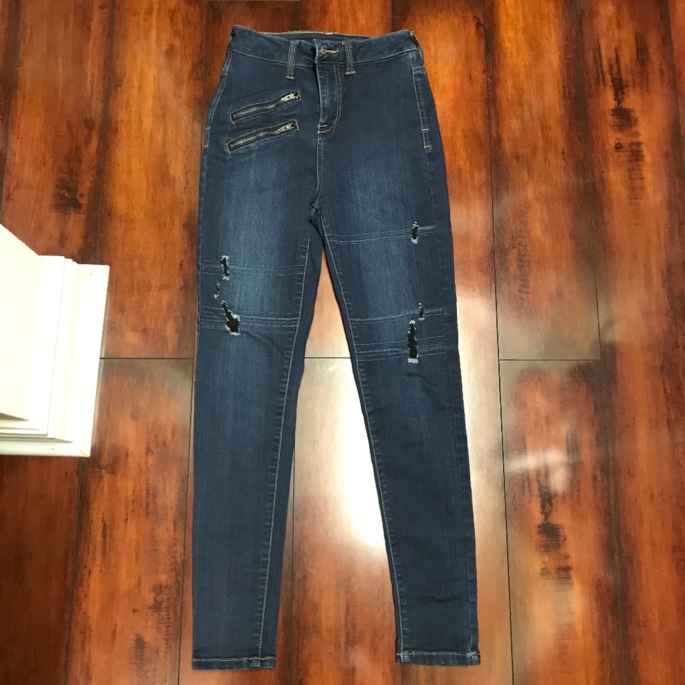 CP HIGH WAIST JUNIOR JEANS, SZ 3, EUC
